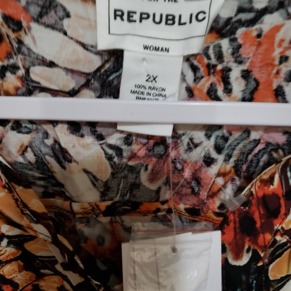 Republic Shirt - Picture 4 of 4